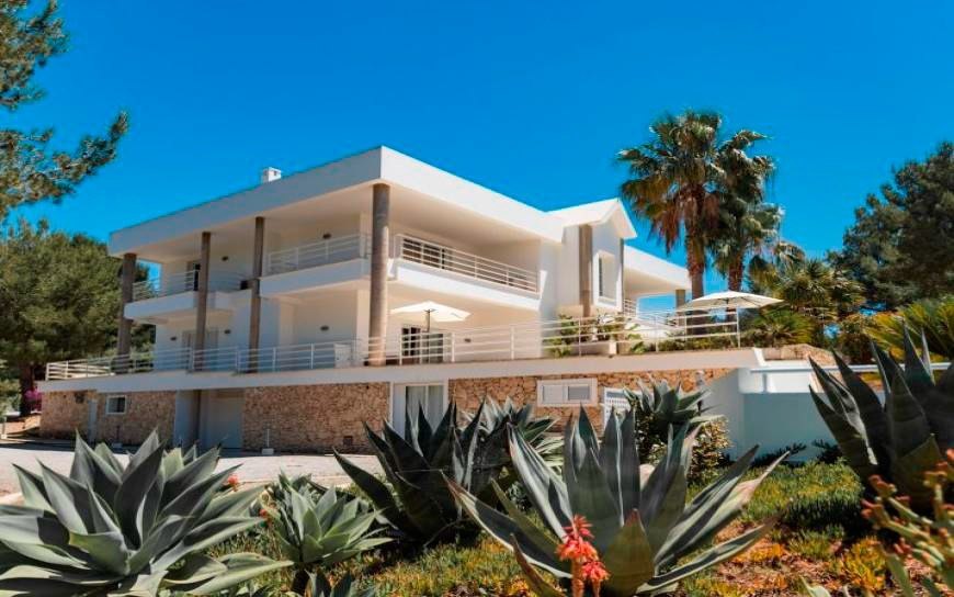 Luxe Santa Gertrudis en San Rafael, Ibiza Villa.