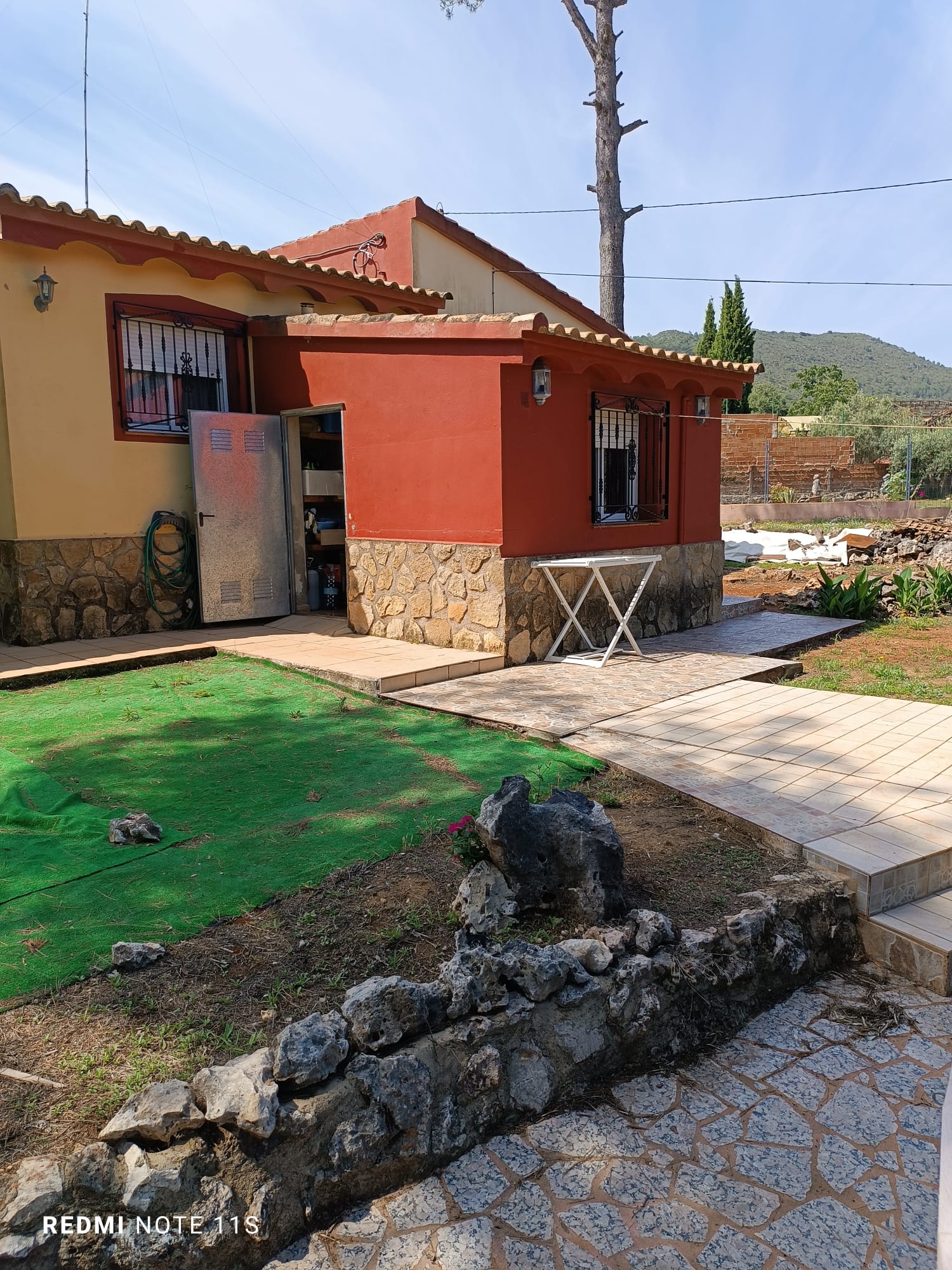 CHARMING HOUSE IN LLACUNA